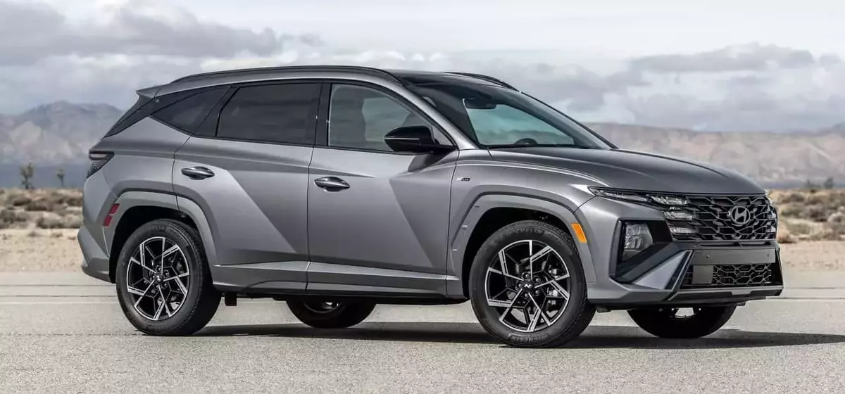 Hyundai Recalls 96,000 SUVs for Faulty Displays