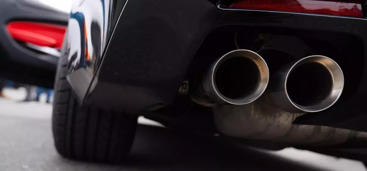 Understanding Automotive 'Pops and Bangs': Anti-Lag Systems vs. Burble Tunes