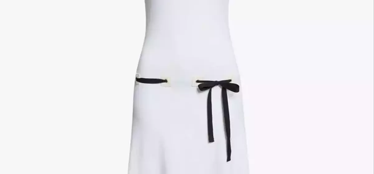 Celebrity White Outfits: Summer Fashion Trends