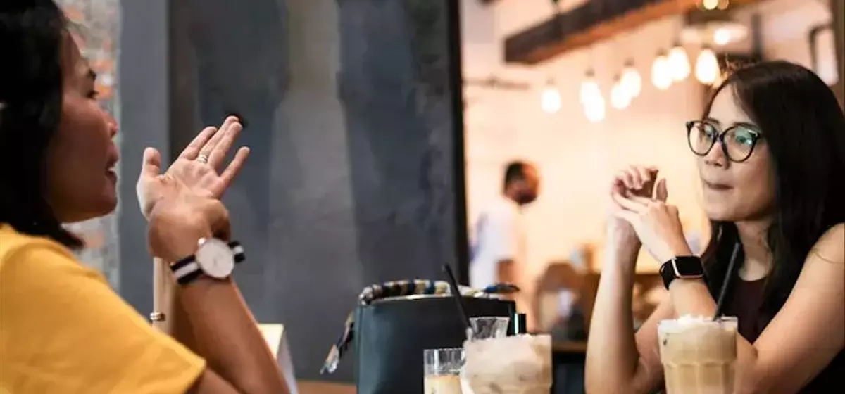Embracing the Natural Evolution of Friendships: When to Let Go and Why It's Okay