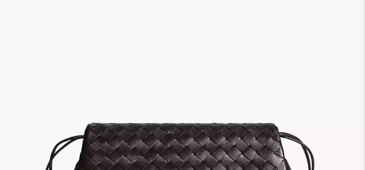 A Comprehensive Guide to Bottega Veneta's Iconic Handbags