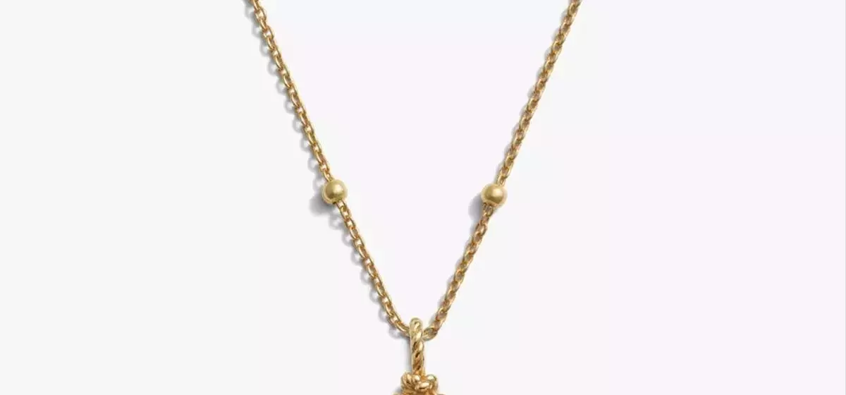Thoughtful Gift Ideas for Cancer Zodiac Signs