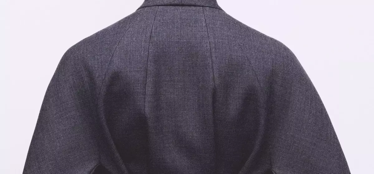 Max Mara Atelier Fall 2026: Architectural Influence in Couture Coats