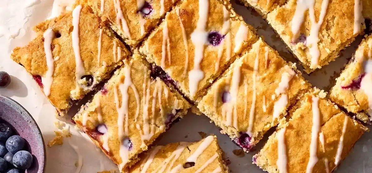 Effortless Lemon-Blueberry Delight: A One-Bowl Snack Cake