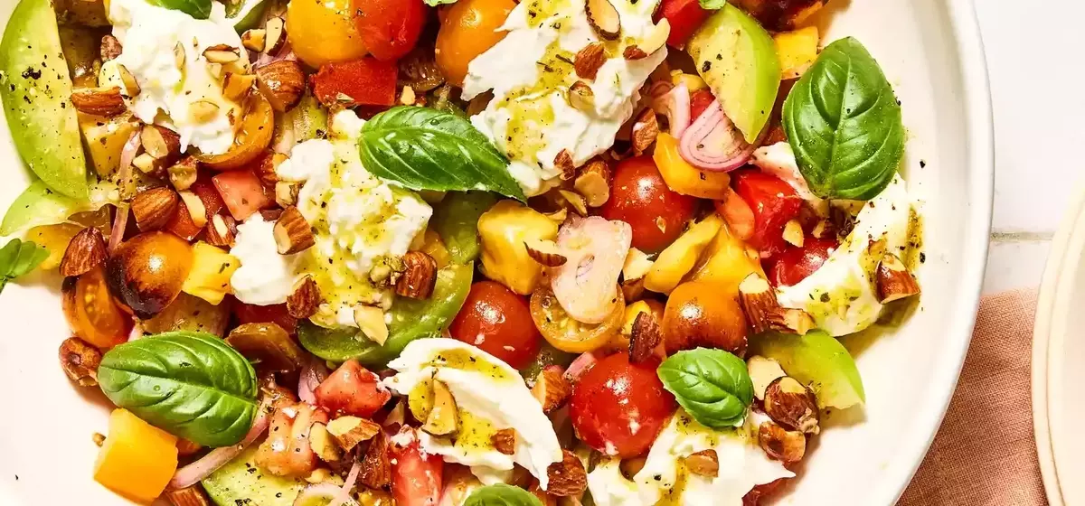 Summer Gathering Snacks: Delicious Appetizers for Any Occasion