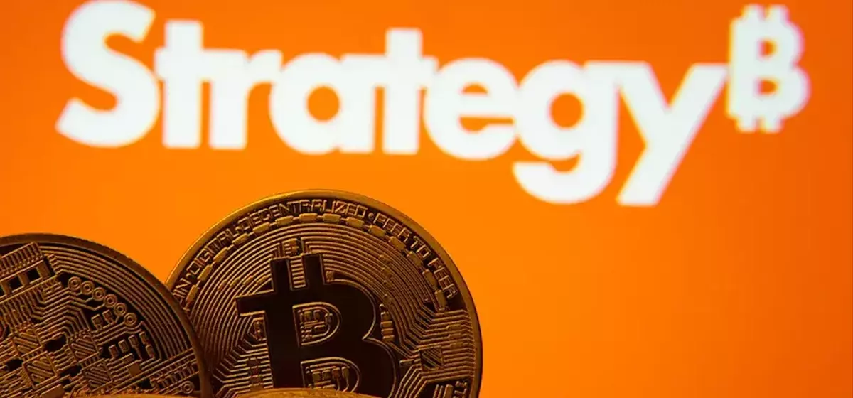Strategy's Bitcoin Holdings Remain Constant Amidst Market Fluctuations