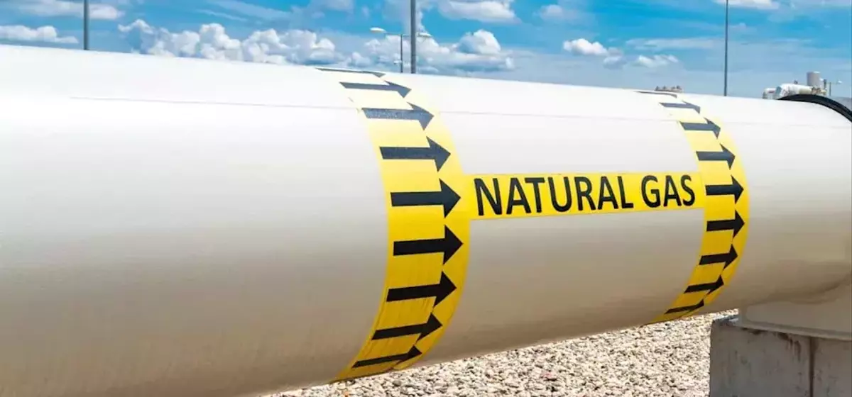 Natural Gas Investment Strategies: Futures vs. Producers