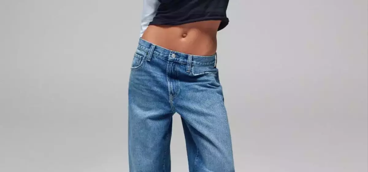 Hailey Bieber's New Gap Denim Collaboration: A Blend of Comfort and '90s Nostalgia