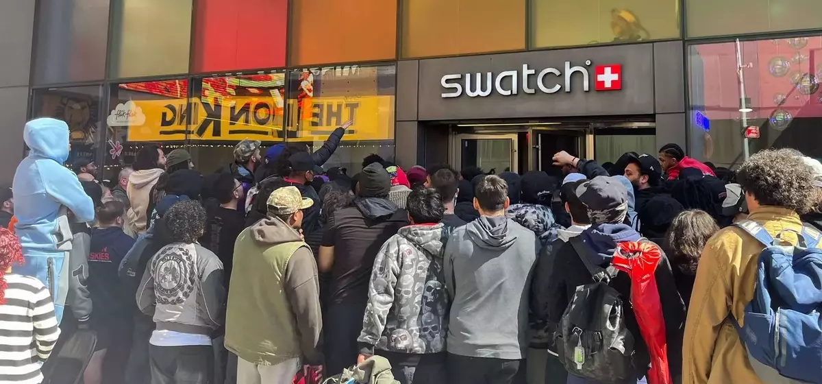 Swatch's Royal Pop Launch: A Resounding Success Despite Initial Challenges