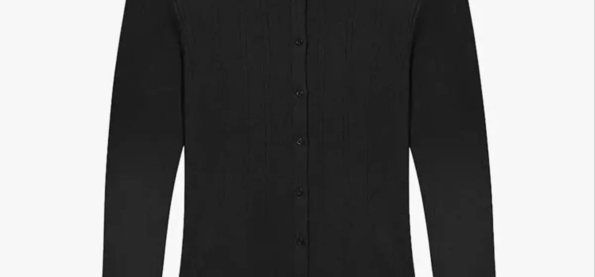 Pointelle Knitwear: Summer's Essential Fabric