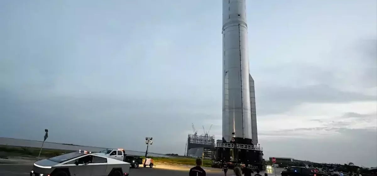 SpaceX Stock Dips Below IPO Price Amidst Starship Test Flight Preparations