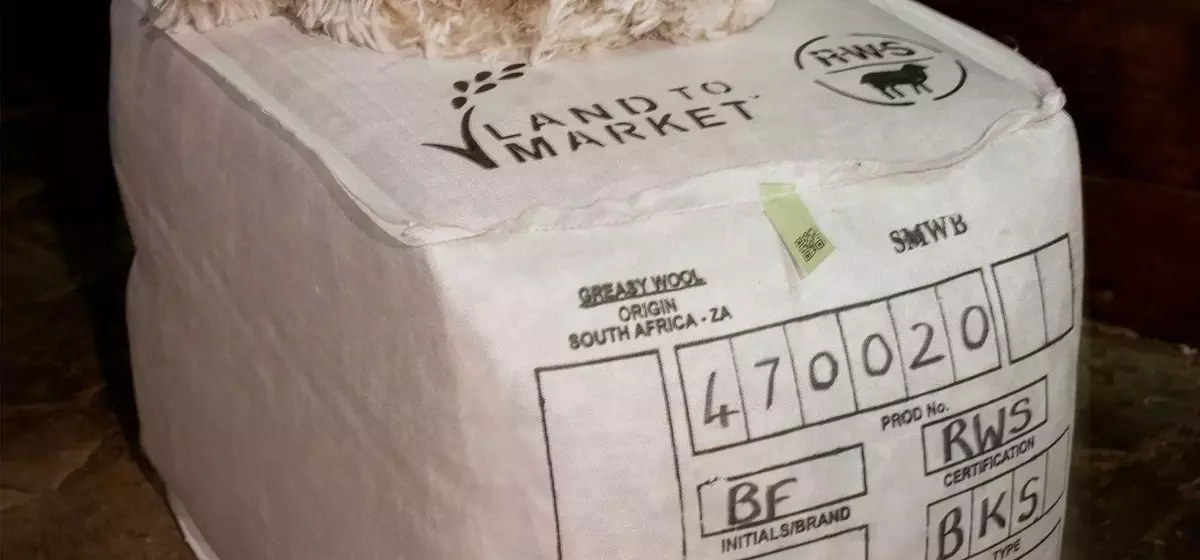 Textile Labels Under Scrutiny: A Call for Transparency in Fashion