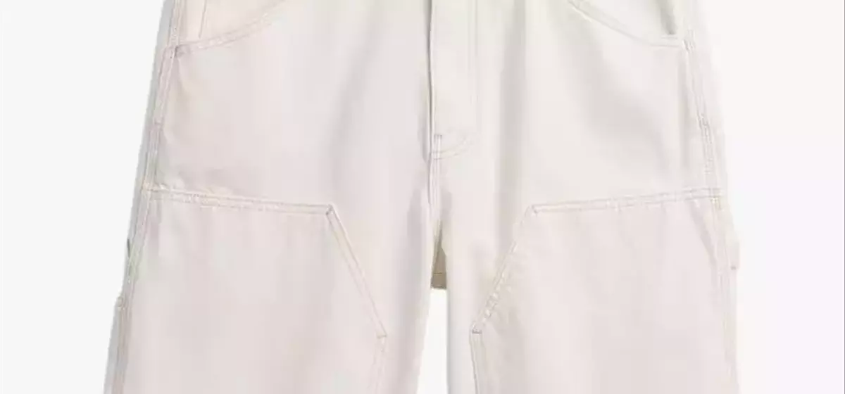 Gap's Carpenter Shorts: A Summer Wardrobe Essential