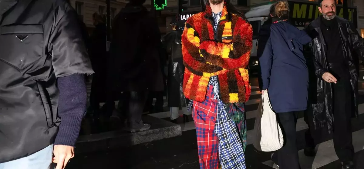 The Art of Deliberate Disarray: Embracing "Tasteful Clashing" in Fashion