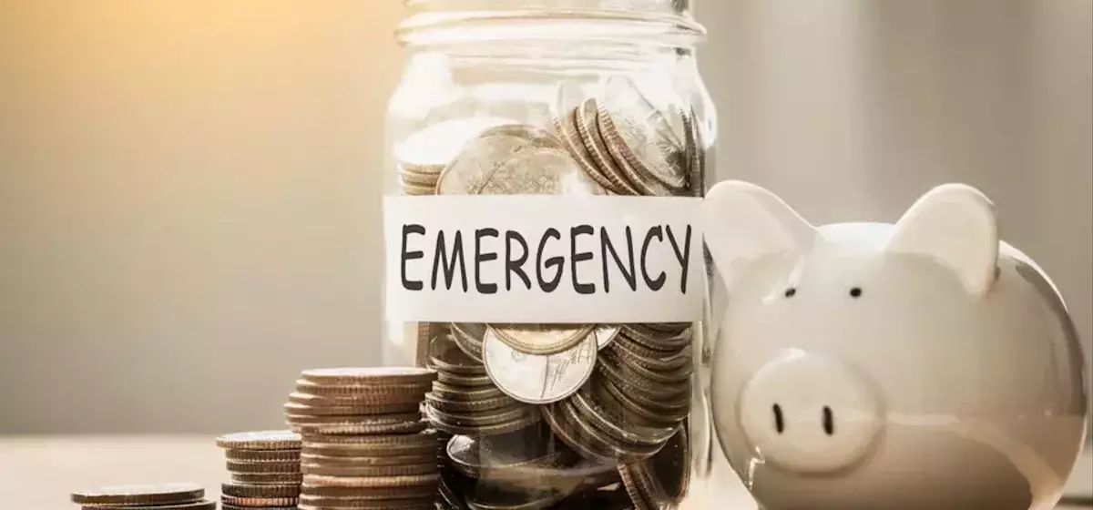 Americans' Emergency Savings: A Tale of Two Realities