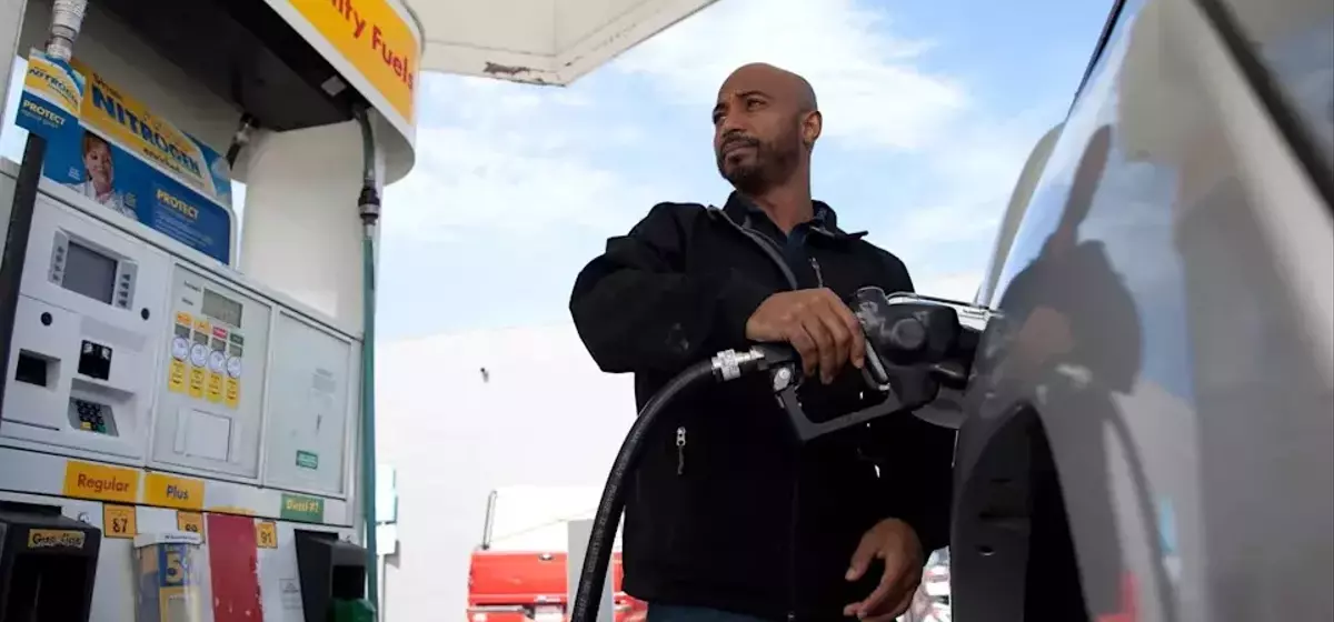 Grocery Chain Unveils Unprecedented Fuel Savings Program