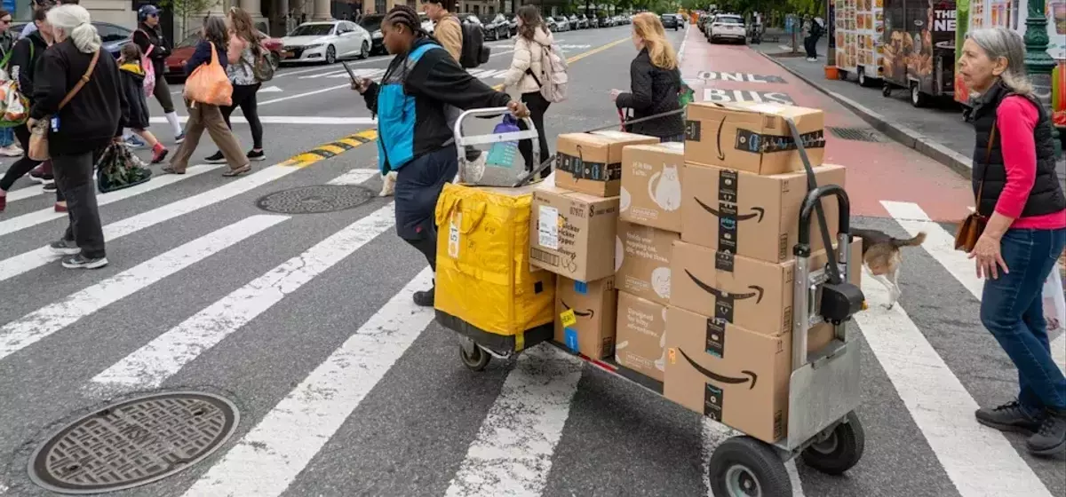 Amazon's Facility Closures in Florida Impact Over 1,100 Employees Amid Network Modernization