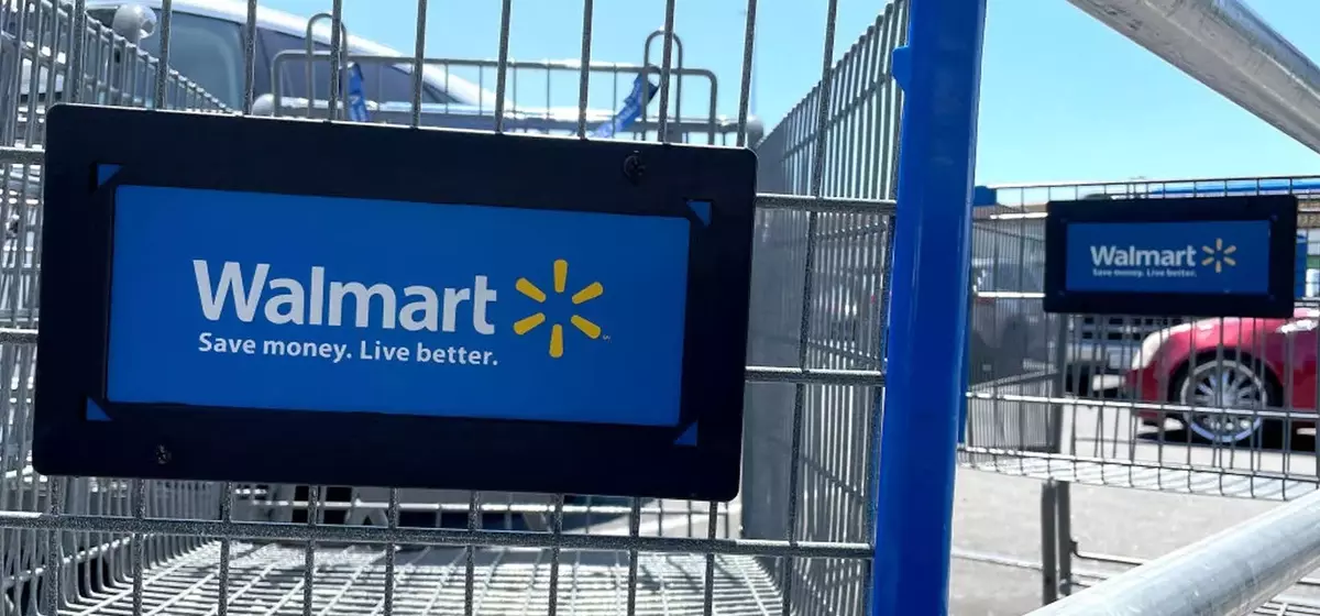 Walmart Slashes Price on &lsquo;Powerful&rsquo; Portable Tire Inflator to Just $23