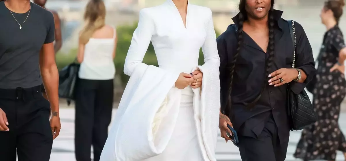 Zendaya's Unparalleled Red Carpet Fashion: A Deep Dive into Her Stylist's Masterful Strategy