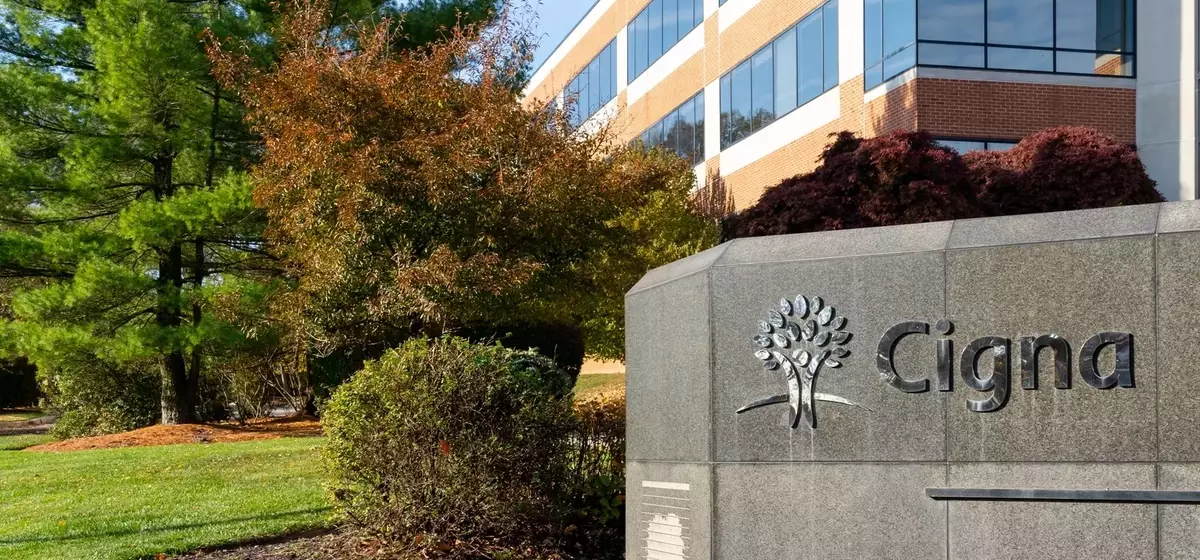 Cigna Faces Headwinds: A 'Hold' Rating Amidst Industry Optimism