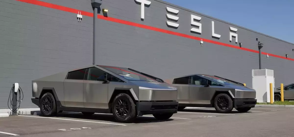 Tesla's Q2 Performance: Delivery Surge Amidst Margin Pressures and AI Investments