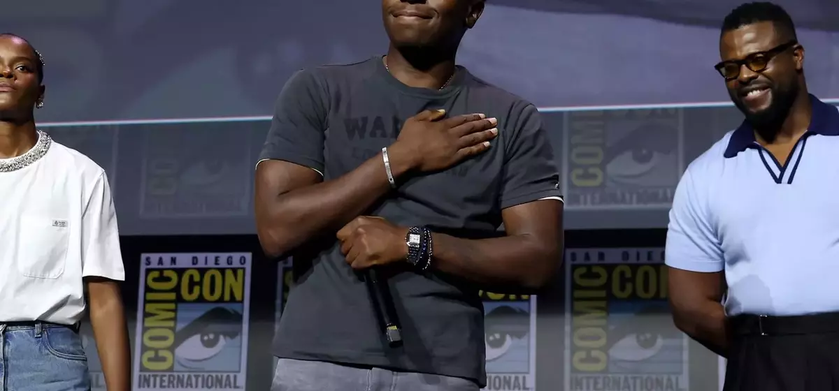David Jonsson Embodies the New Black Panther, Adorned with a Cartier Panthère