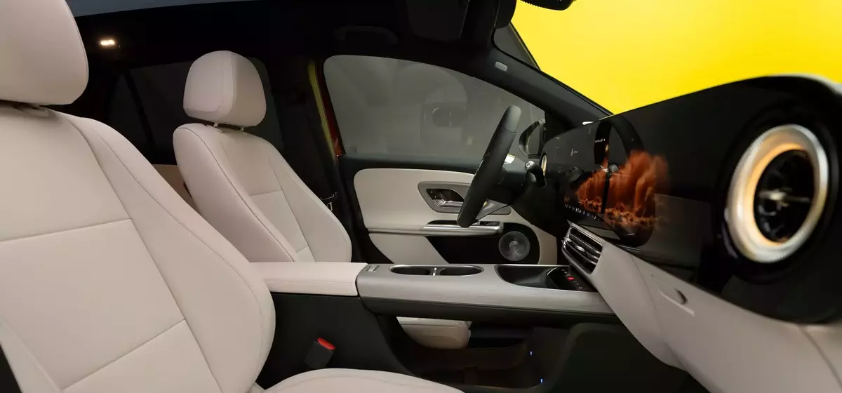 2028 Mercedes-Benz GLA-Class: An Exclusive Look at the Refined Interior