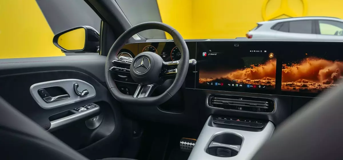 2028 Mercedes-Benz GLA-Class EV Interior: A Detailed Look