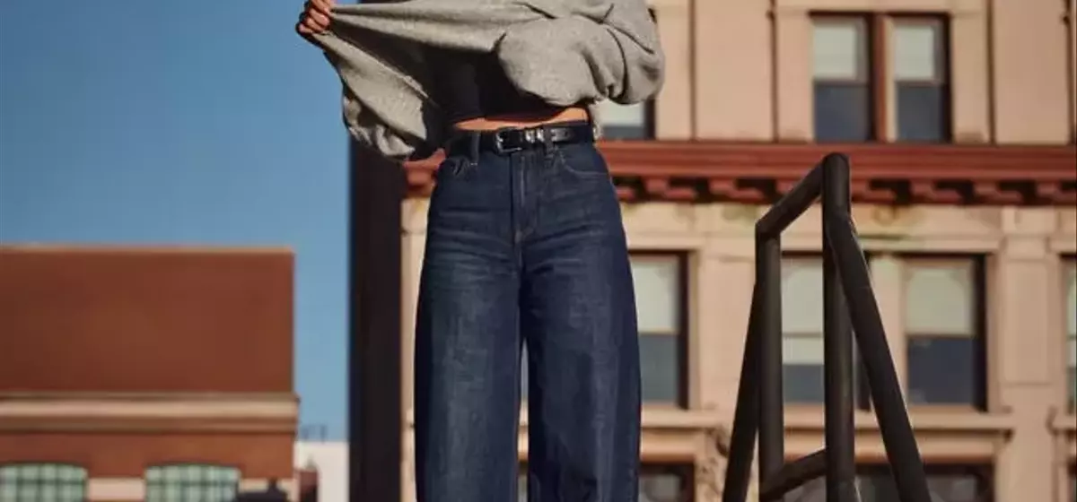 Emily Ratajkowski's Style Evolution and Abercrombie & Fitch Campaign