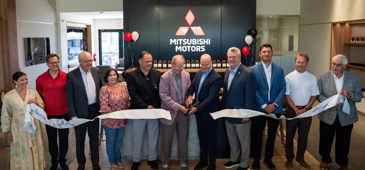 Mitsubishi Redefines US Car Sales with Innovative 'Gallery' Concept