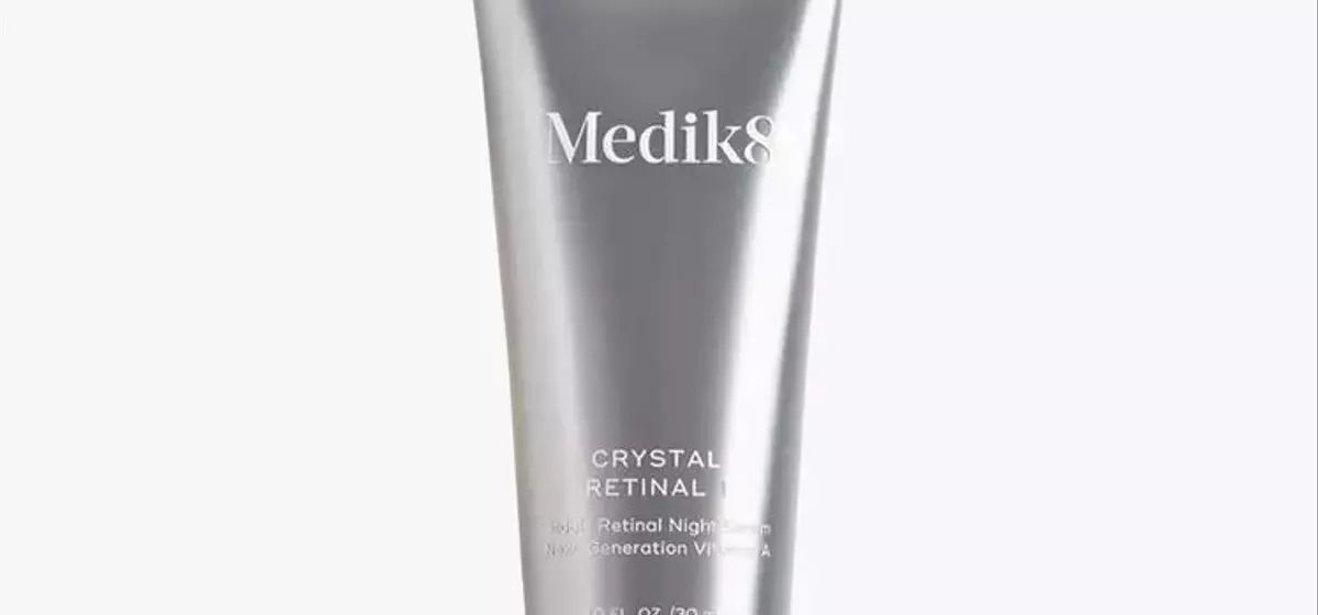 Peptides vs. Retinol: Decoding the Best Ingredients for Ageless Skin