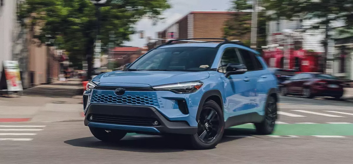2026 Toyota Corolla Cross Hybrid: An Urban Explorer