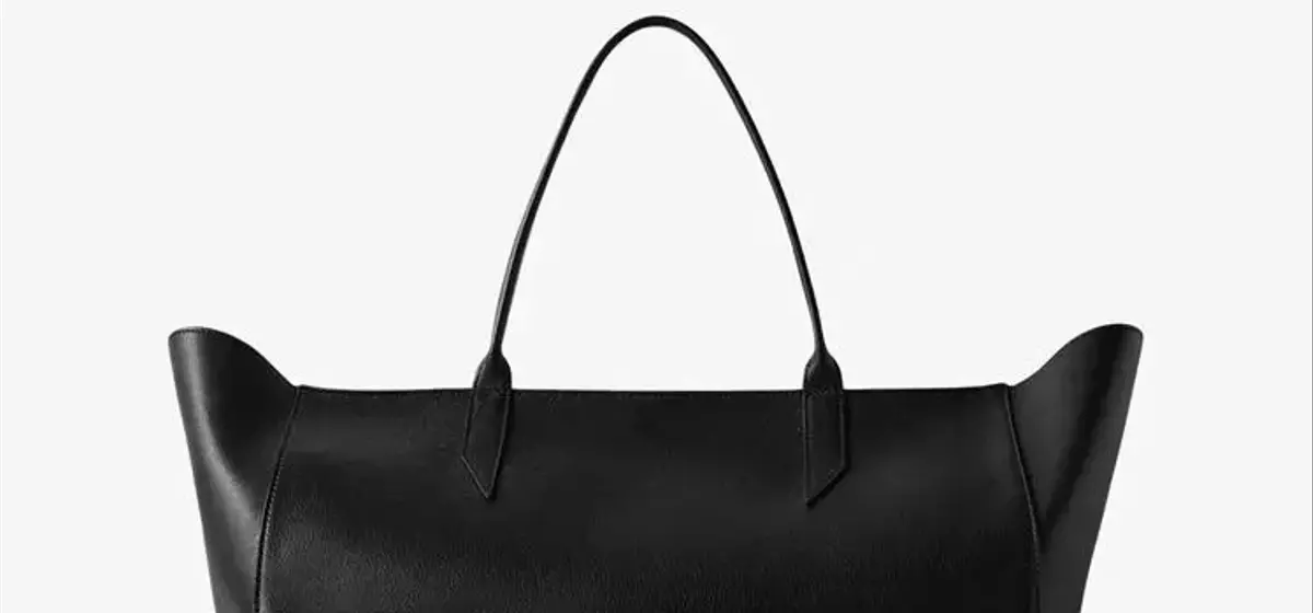 The Ultimate Guide to Travel Totes for Every Journey