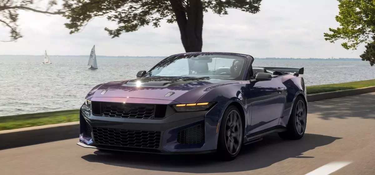 Unveiling the 2027 Ford Mustang Dark Horse SC Convertible