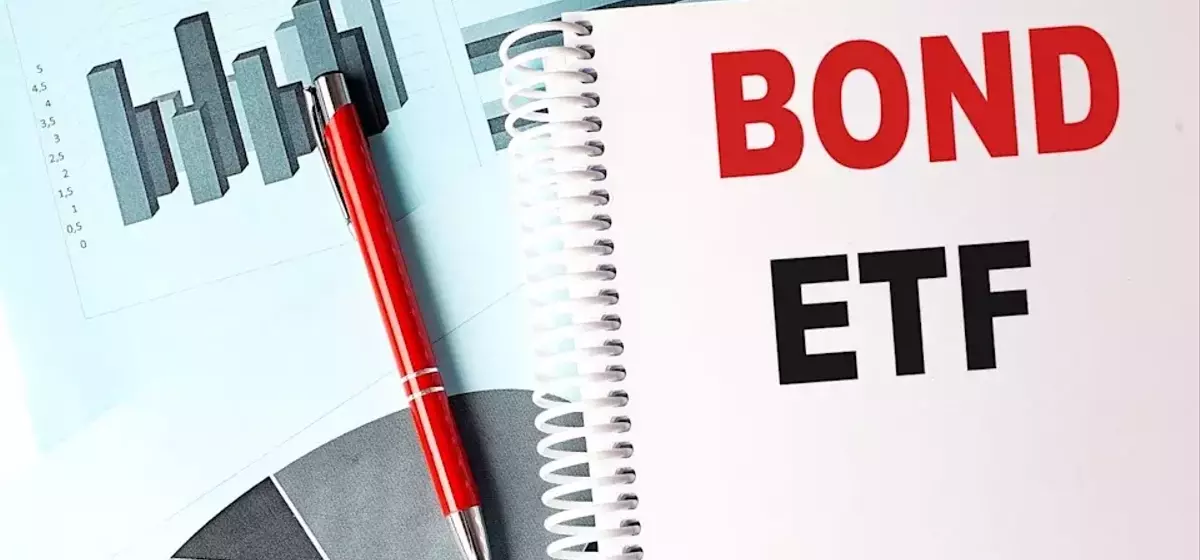 Rethinking Your Bond Investment: BSV Offers Stability Over BND's Long-Term Risk