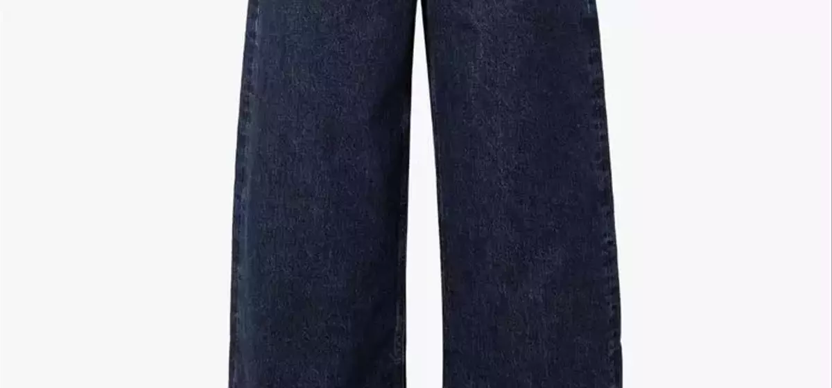 Mastering the Wide-Leg Jean: A Comprehensive Style Guide