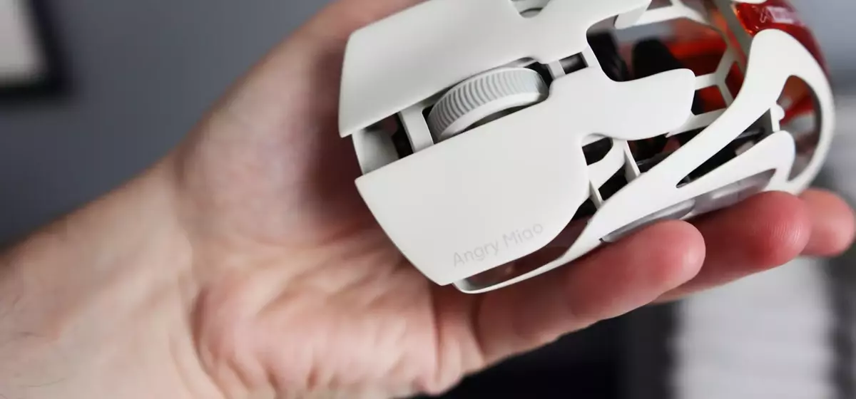 Review: AngryMiao AM Infinity.97 Gaming Mouse