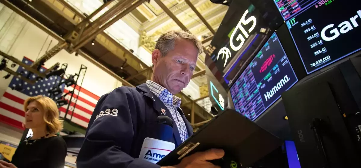 Mastering Investment Security: Strategies for Mitigating Market Risk