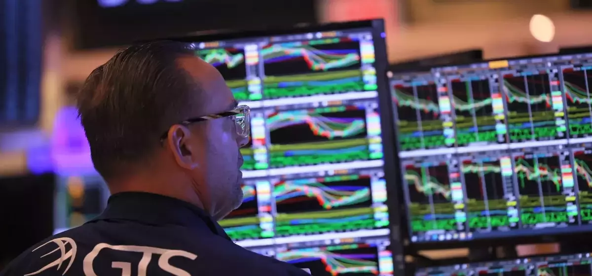 Stocks vs. Bonds: A Comprehensive Investment Guide