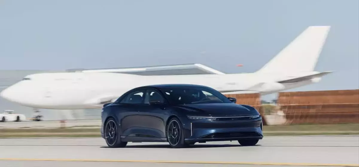 Lucid Air Sapphire Dominates 0-150-0 MPH Test