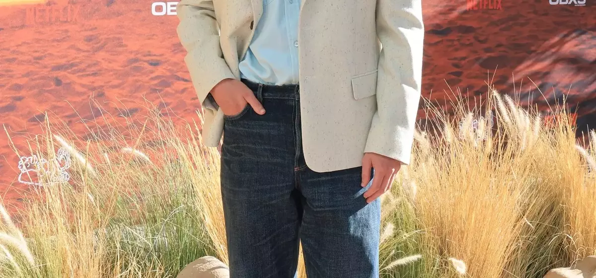 Drew Starkey's Style Evolution: From Outer Banks to Fashion Icon
