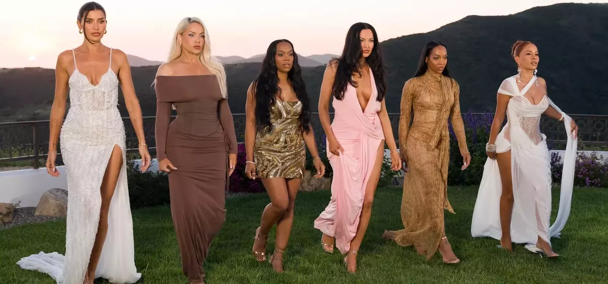 How to Stream 'The Girls: A Khloé Kardashian Project' Online