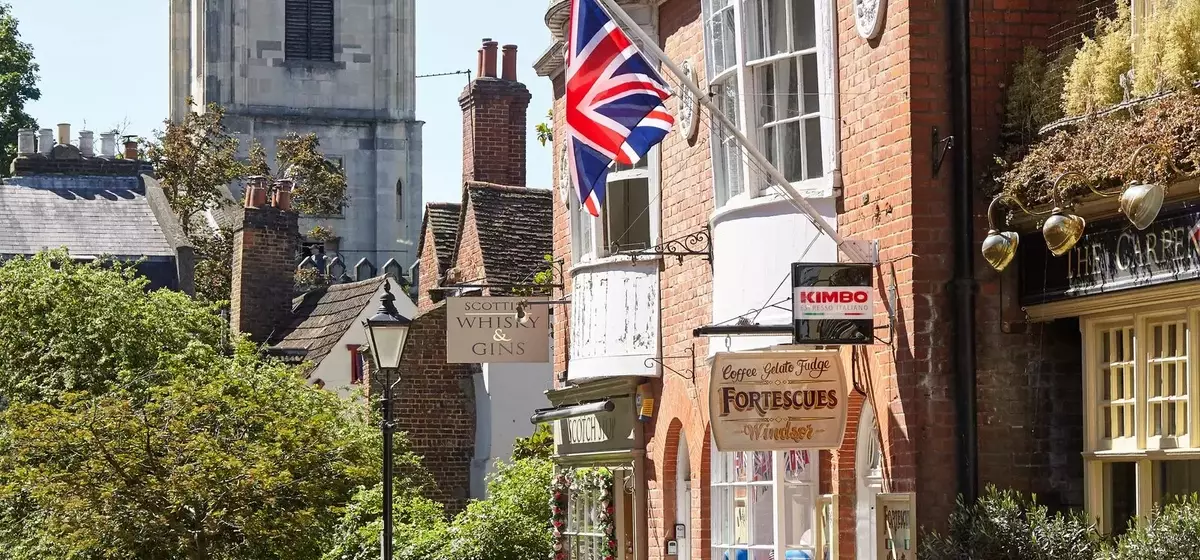 Exploring Potential UK Residences for the Duke and Duchess of Sussex