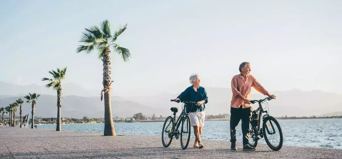 Retirement Planning for Seniors: Key Insights on Savings and Income