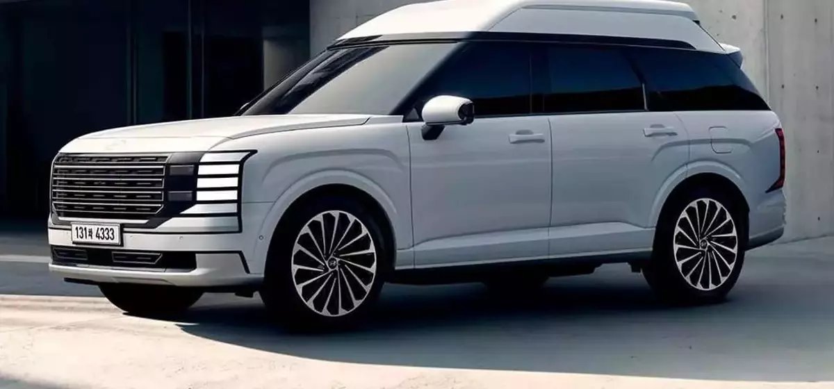 Hyundai Elevates Luxury with New High-Roof Palisade Model