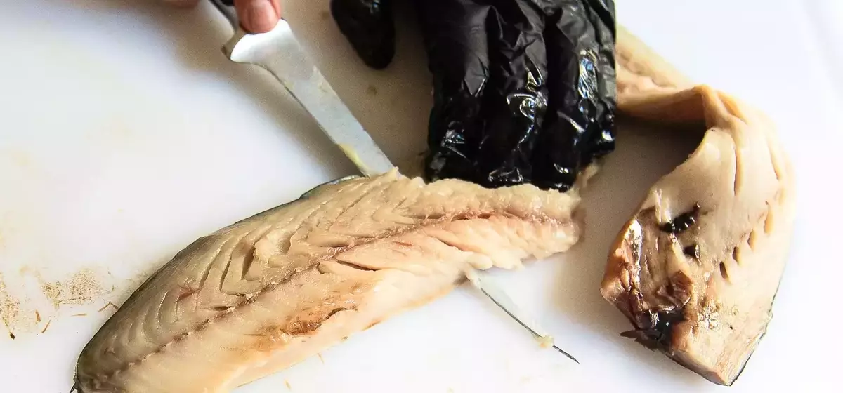 Mastering Fish Filleting: A Comprehensive Guide to the Best Knives
