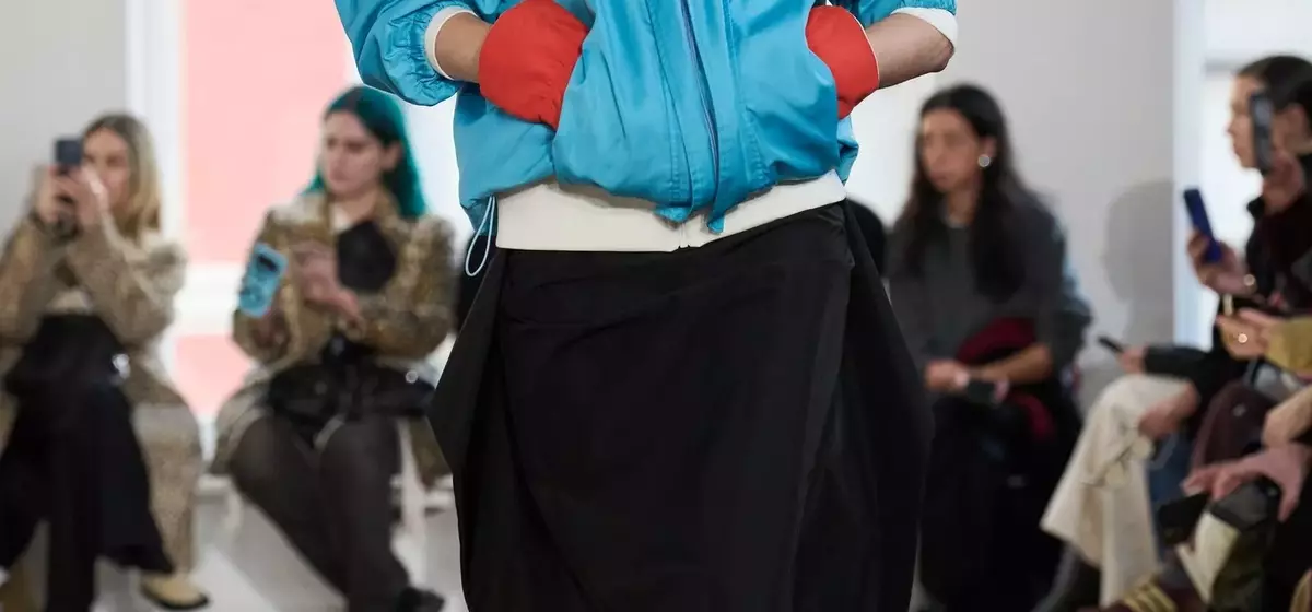 Embrace the Autumn Chill: The Rise of the Vibrant Windbreaker