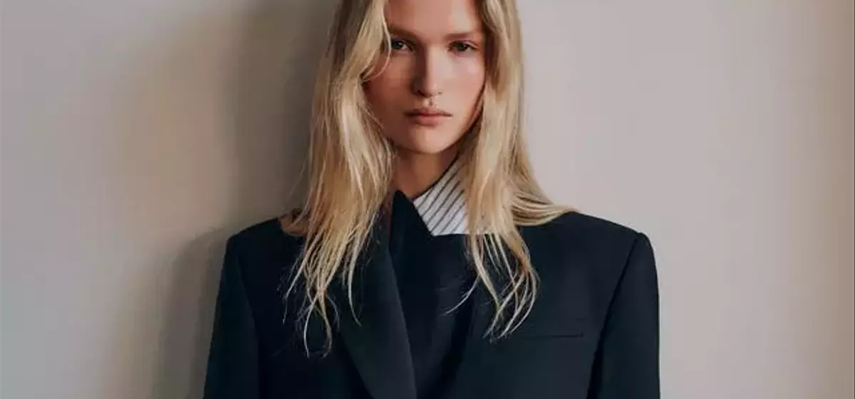 Elevate Your Autumn Style: The Essential Blazer Edit