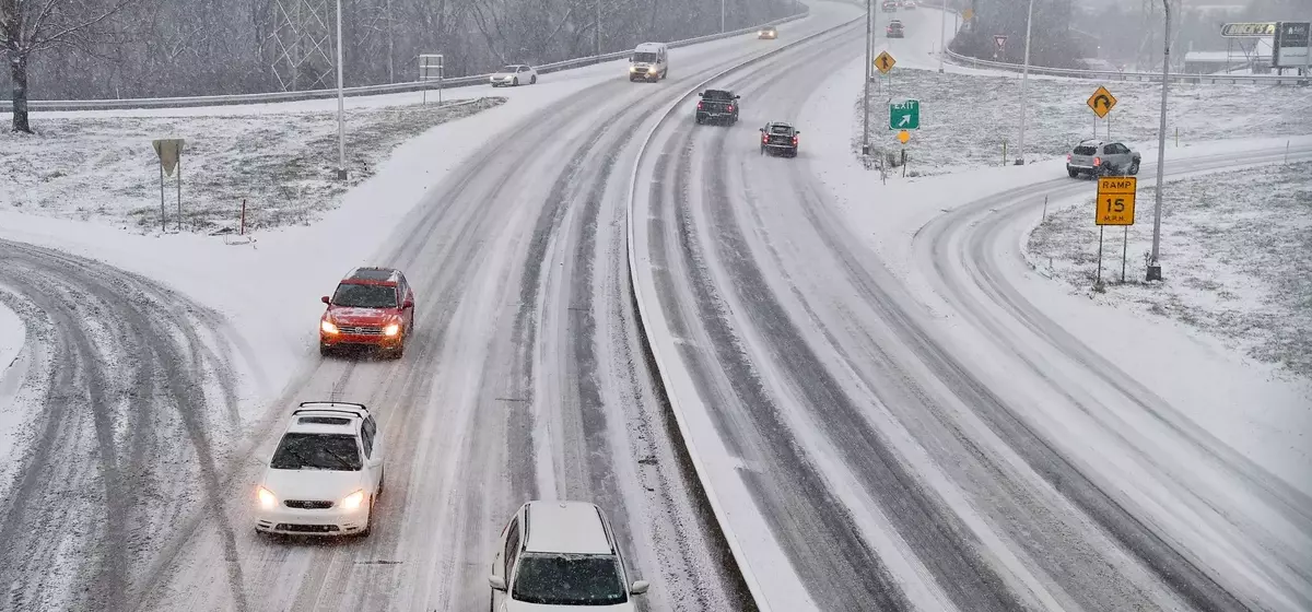 Rare August Snowstorm Hits Alaska's Dalton Highway