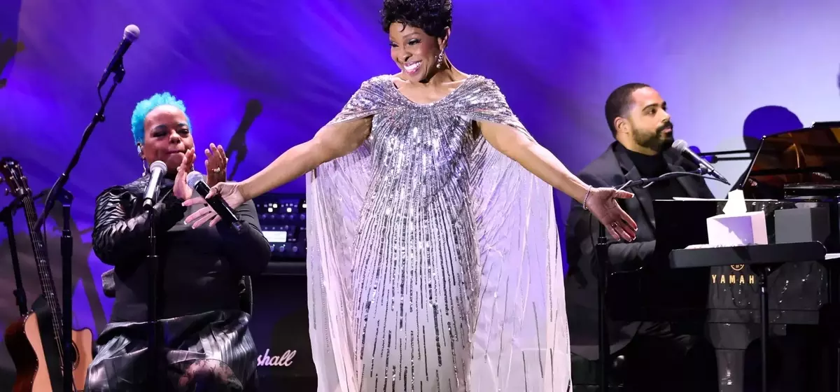 Gladys Knight to Curtail Performances, Embrace New Life Phase